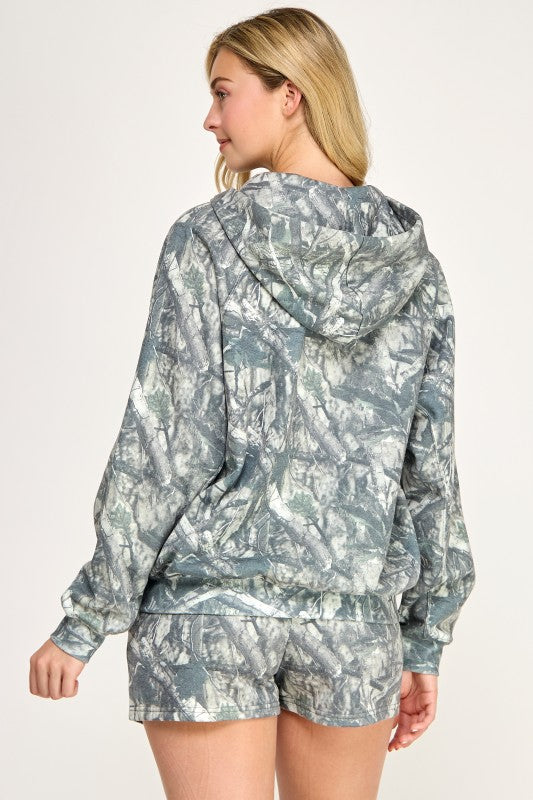 OLIVE FLEECE CAMO RELAXED FIT ZIP-UP HOODIE JACKET