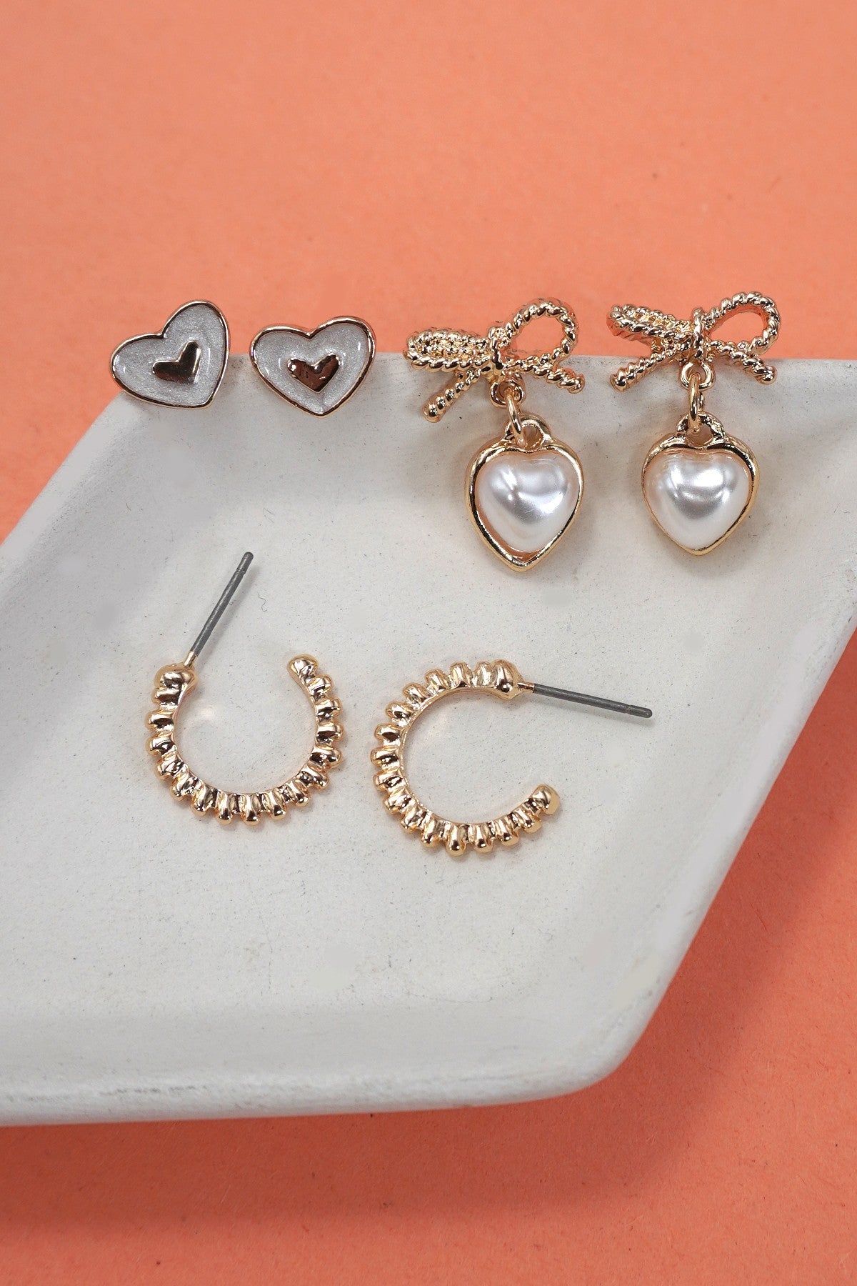 MULTI HEART EPOXY HUGGIE TITANIUM HOOP EARRINGS