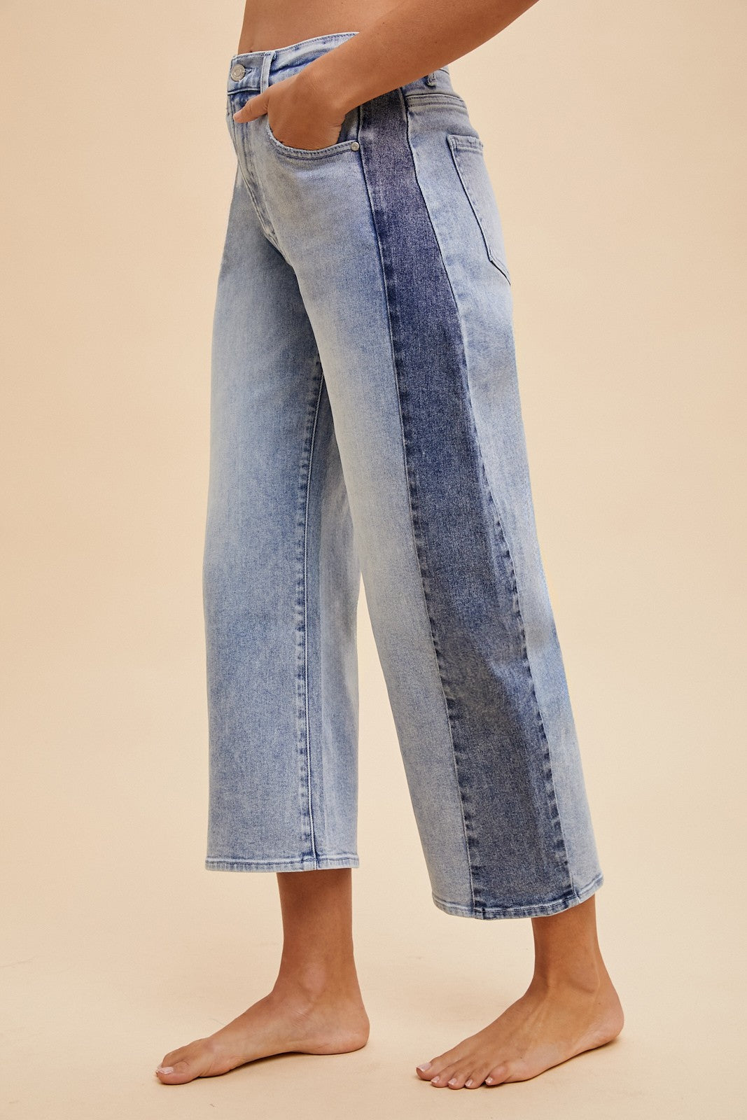 Two Tone Side Panel Stretch Barrel Leg Crop Jean