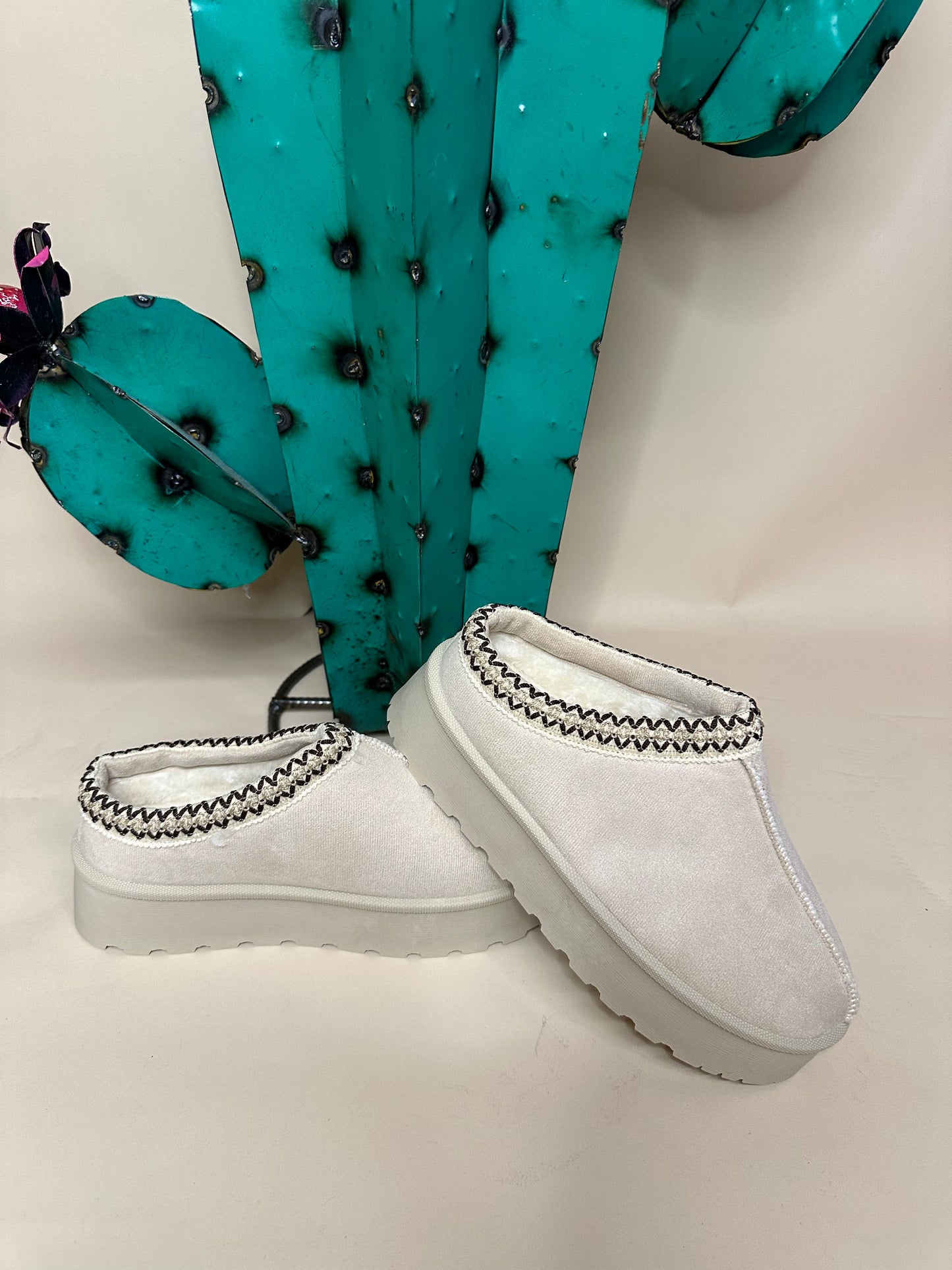PLATFORM SLIPPERS