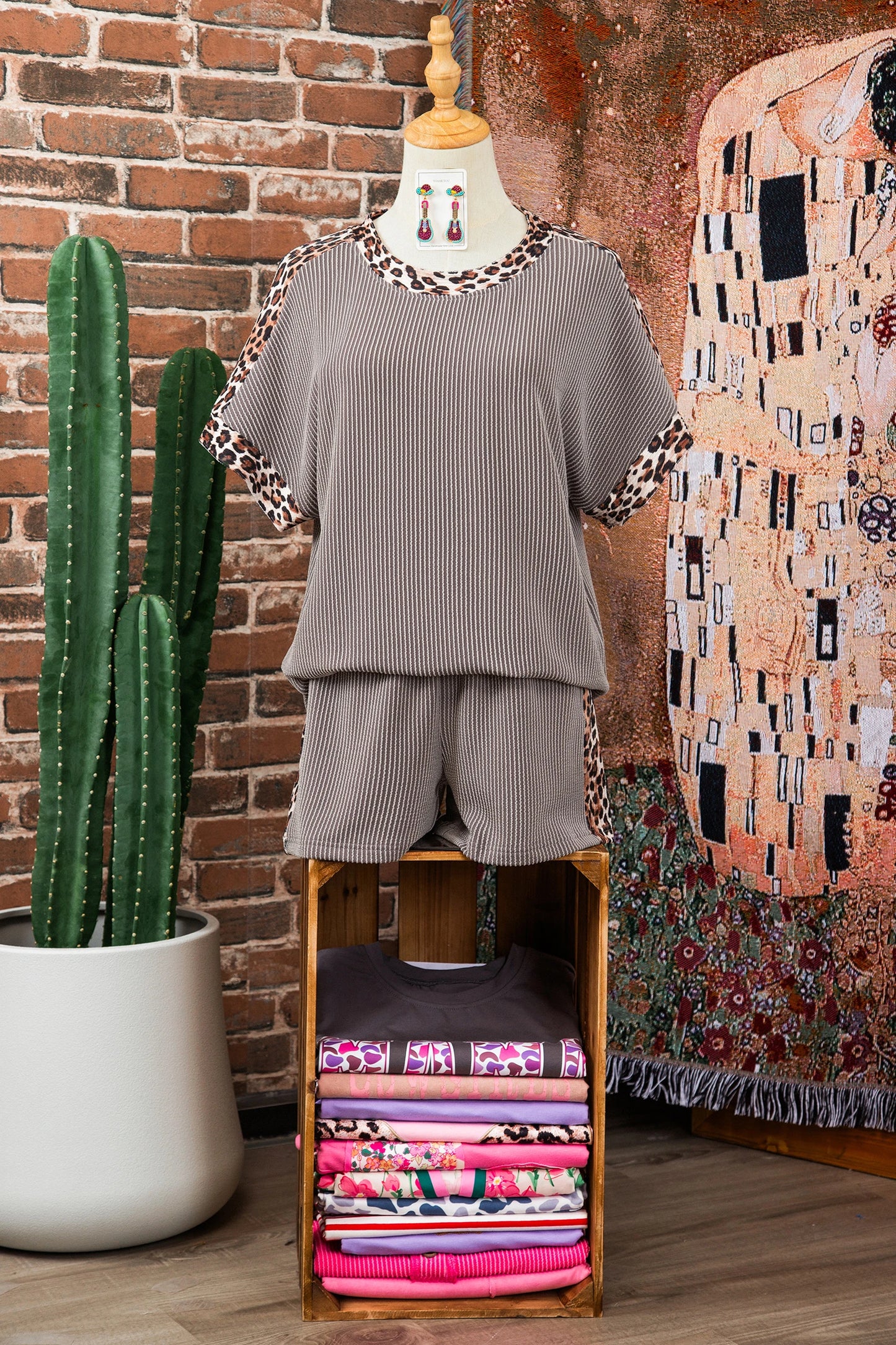 Light Grey Leopard Trim Twist Ribbed Short Set