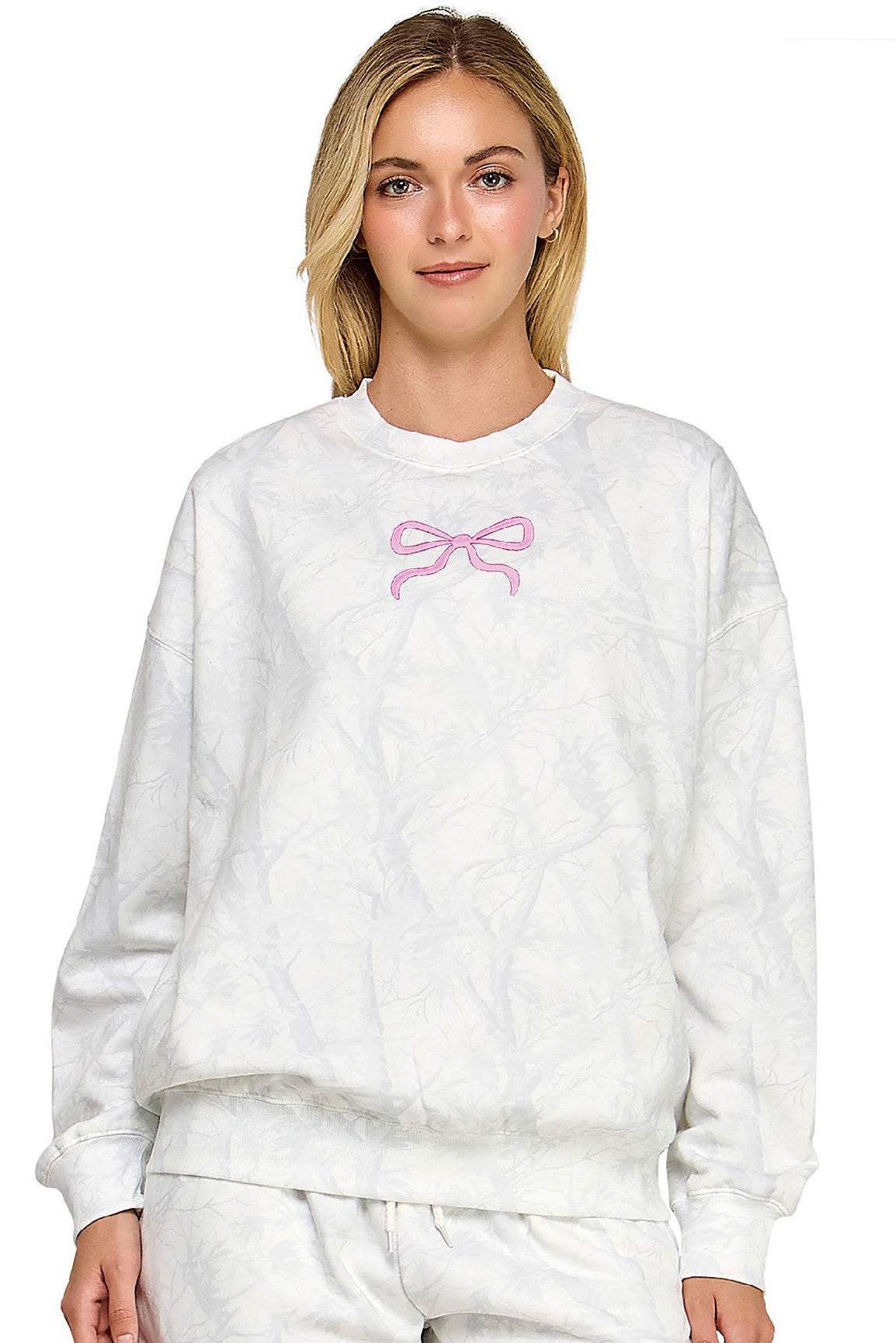 WHITE SNOW CAMO FLEECE WITH PINK EMBORDERY BOW
