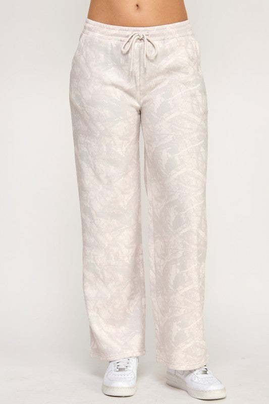 BEIGE Fleece Mid Rise Camo Stright Leg Pants