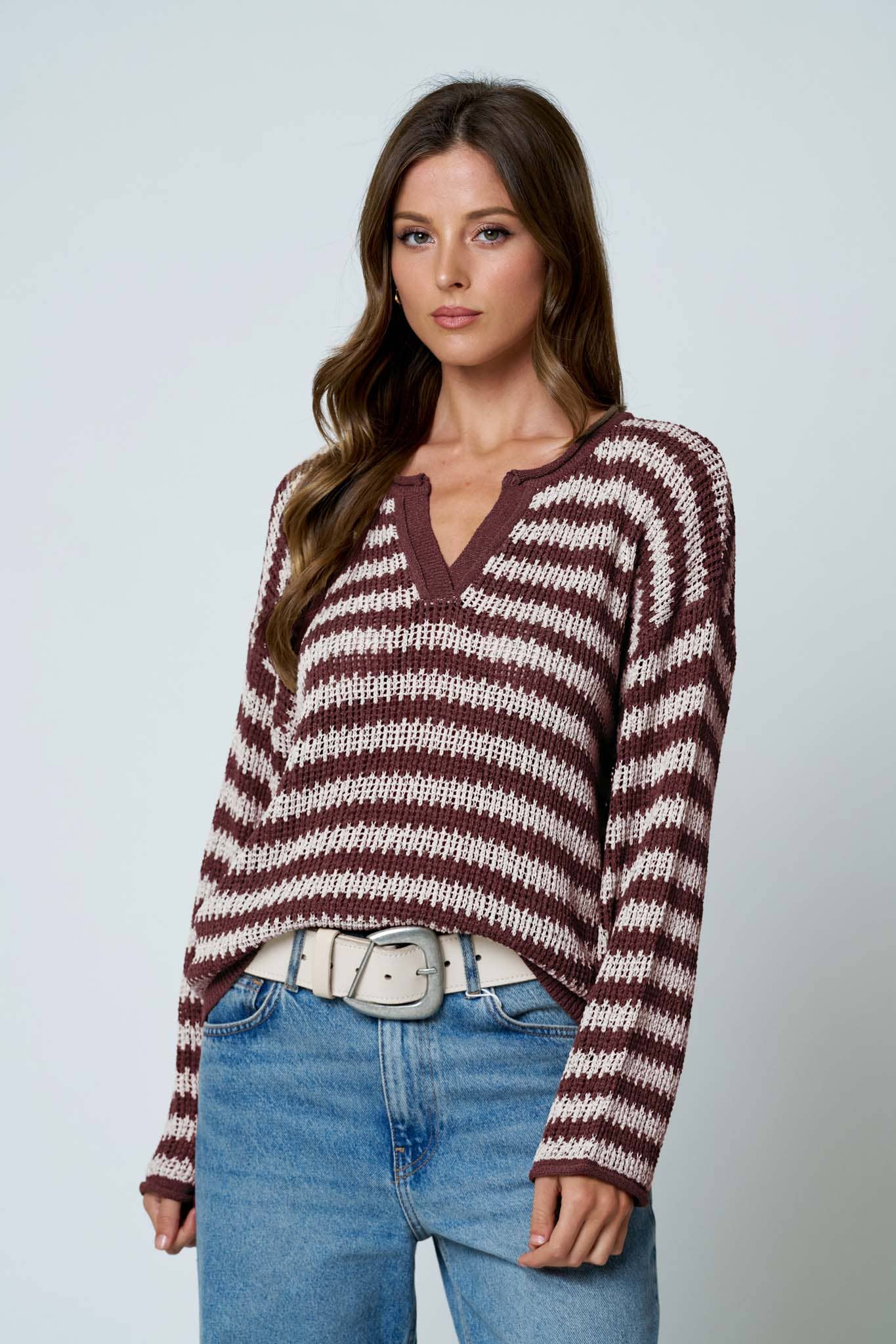 STRIPE RAW EDGE SPLIT NECK SHEER KNIT SWEATER : BURGUNDY