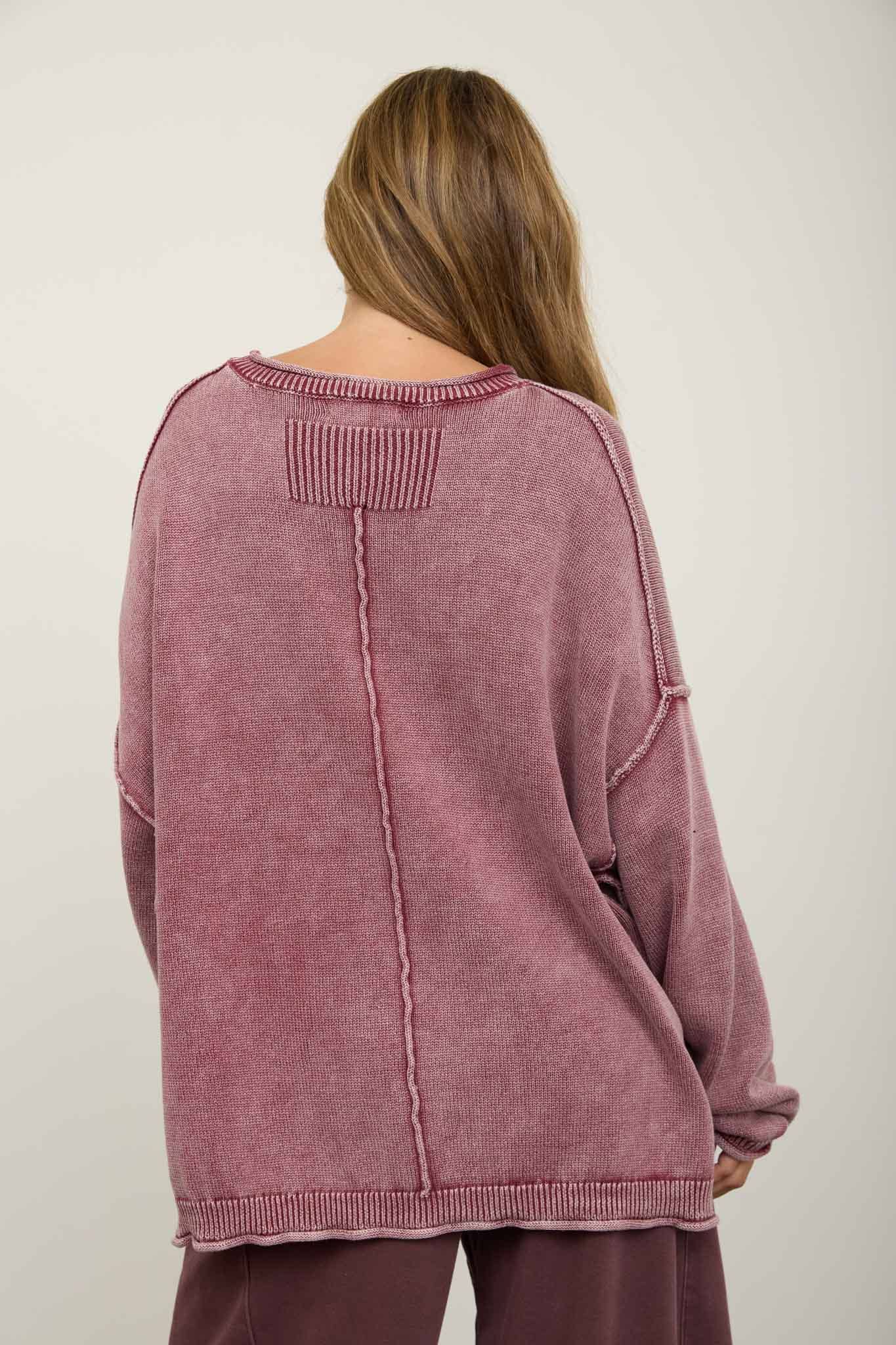 WASHED RAW EDGE CREW NECK DROP SLEEVE SWEATER: BURGUNDY