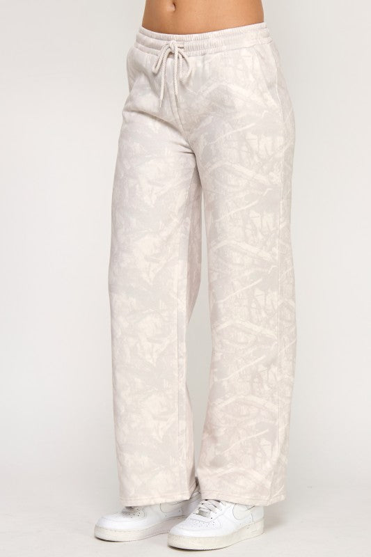 BEIGE Fleece Mid Rise Camo Stright Leg Pants