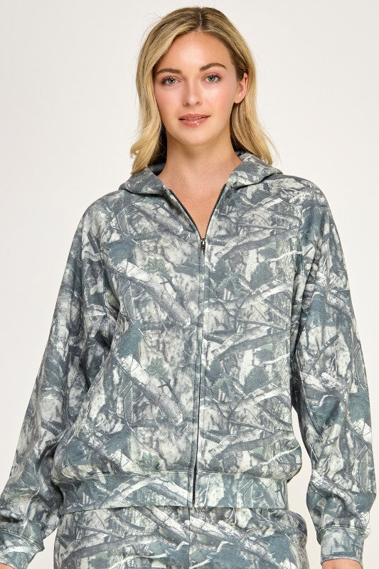 OLIVE FLEECE CAMO RELAXED FIT ZIP-UP HOODIE JACKET