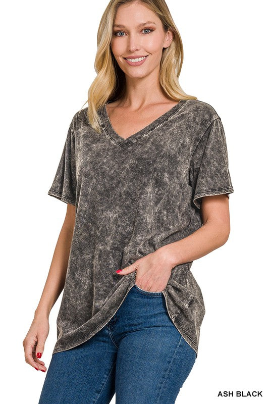 LOLA ACID WASH V-Neck top