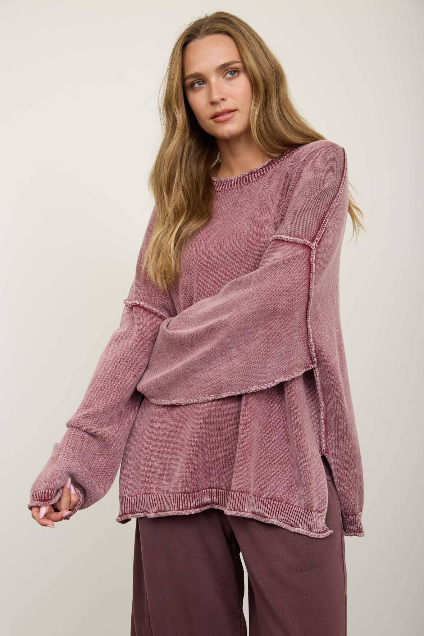 WASHED RAW EDGE CREW NECK DROP SLEEVE SWEATER: BURGUNDY