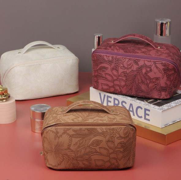 Western Style Make-up Bag