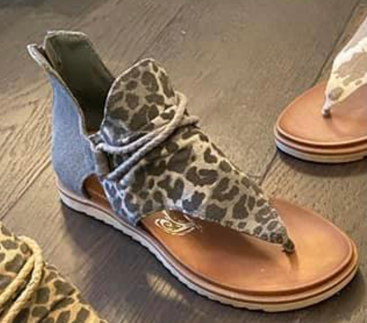 GYPSY JAZZ GREY LEOPARD SANDALS