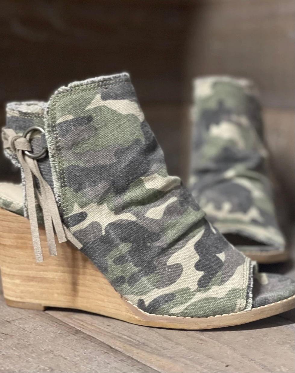 Very G Keely Camo Open Toe Wedges